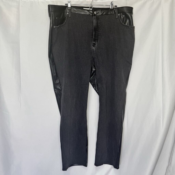 Abercrombie & Fitch Denim - Abercrombie & Fitch The Ankle Straight Ultra High Rise Curve Love 37/24L Black